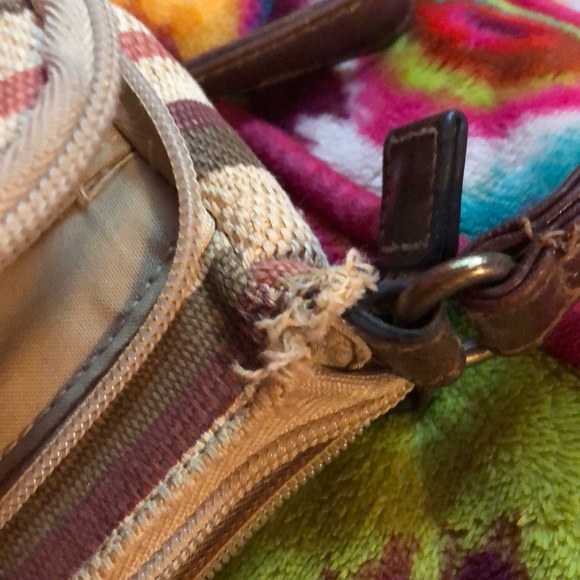 Striped purse! - Picture 7 of 7